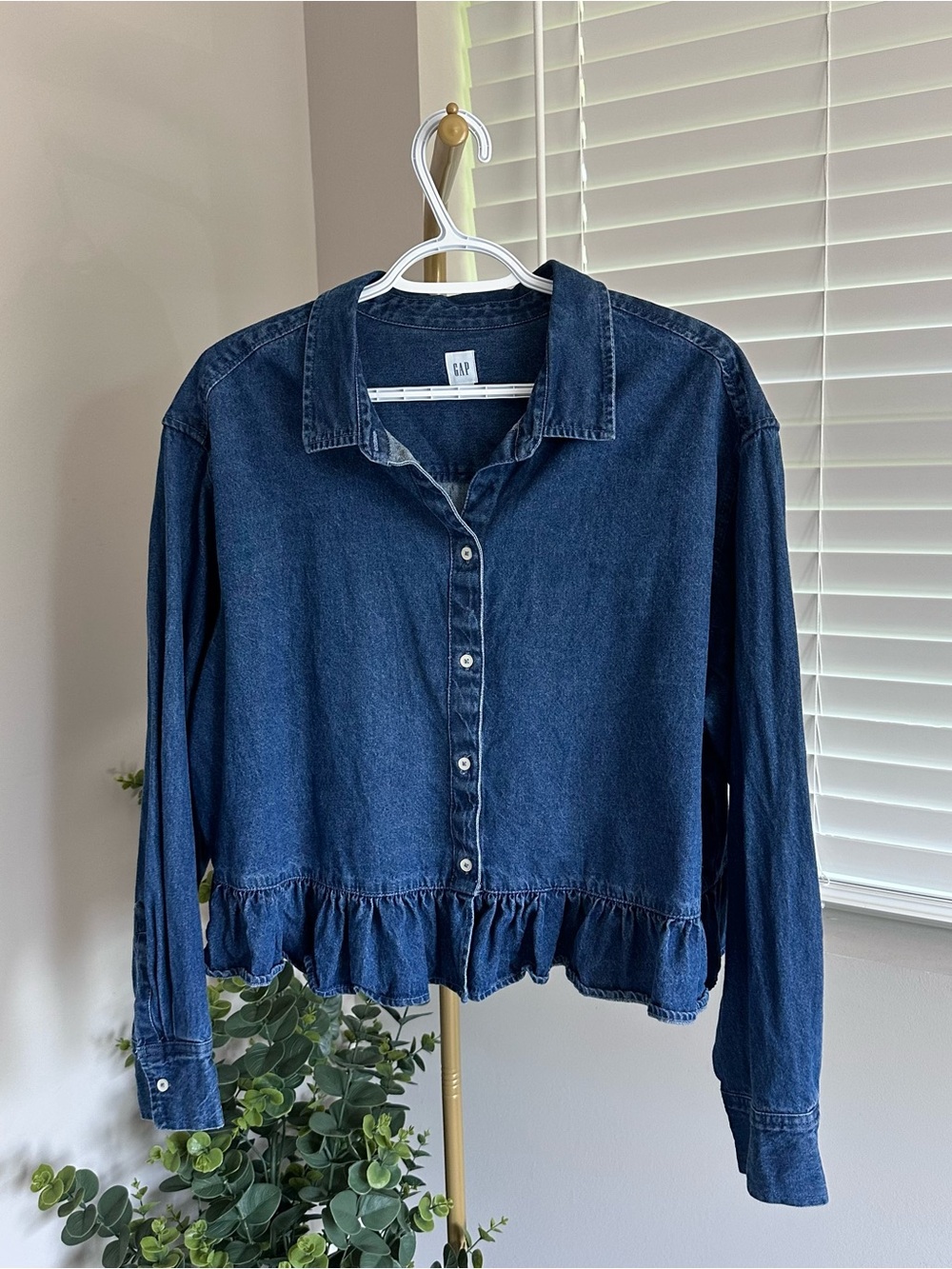 GAP Denim Ruffle-Hem Button Front Shirt